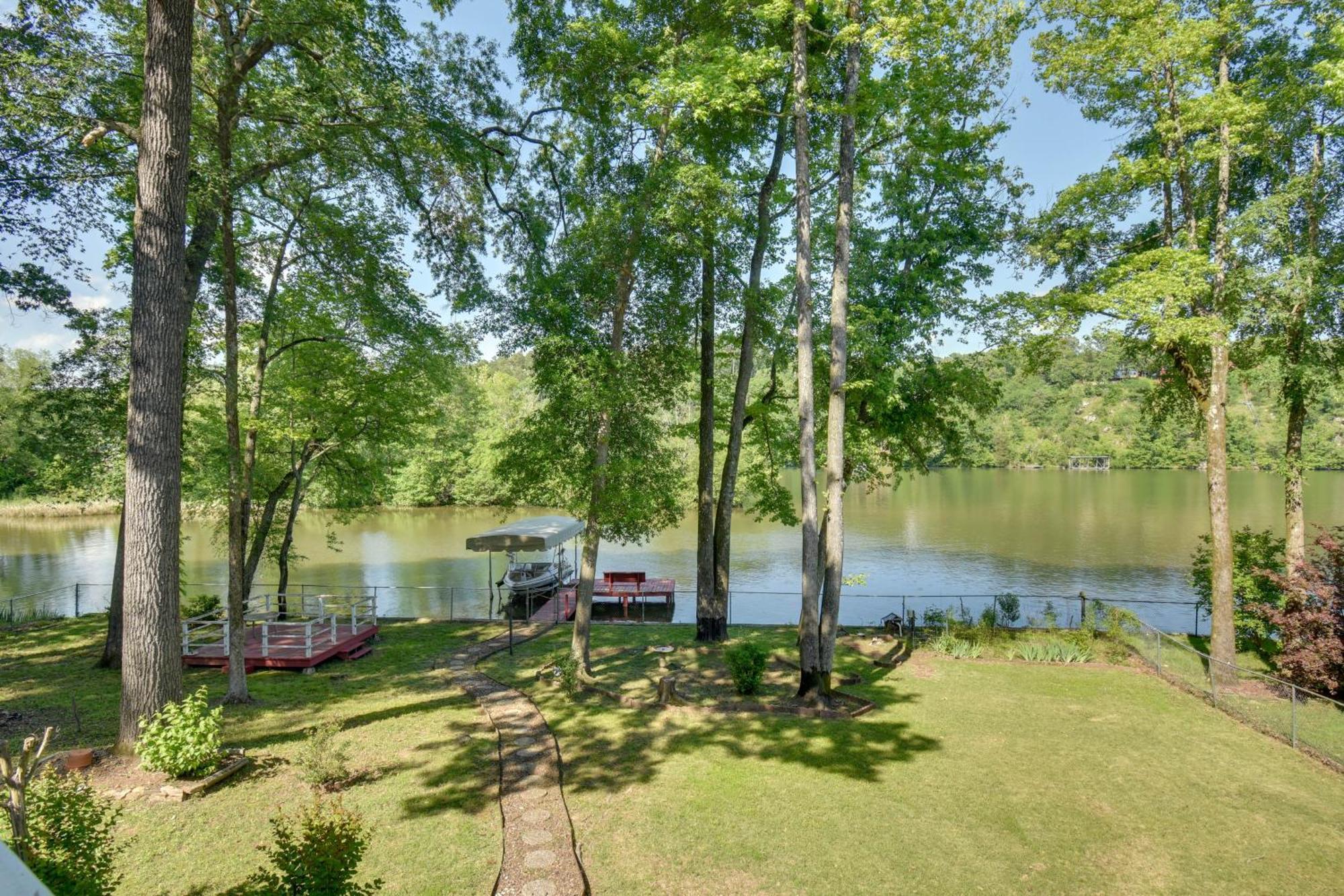 Lakefront Retreat With Deck, Dock And Resort Amenities Hot Springs Buitenkant foto